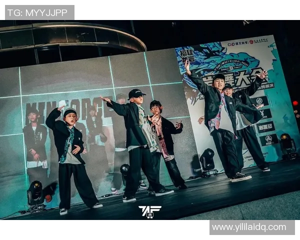 聚焦街舞文化探讨北京街舞队战术与风格的创新与发展